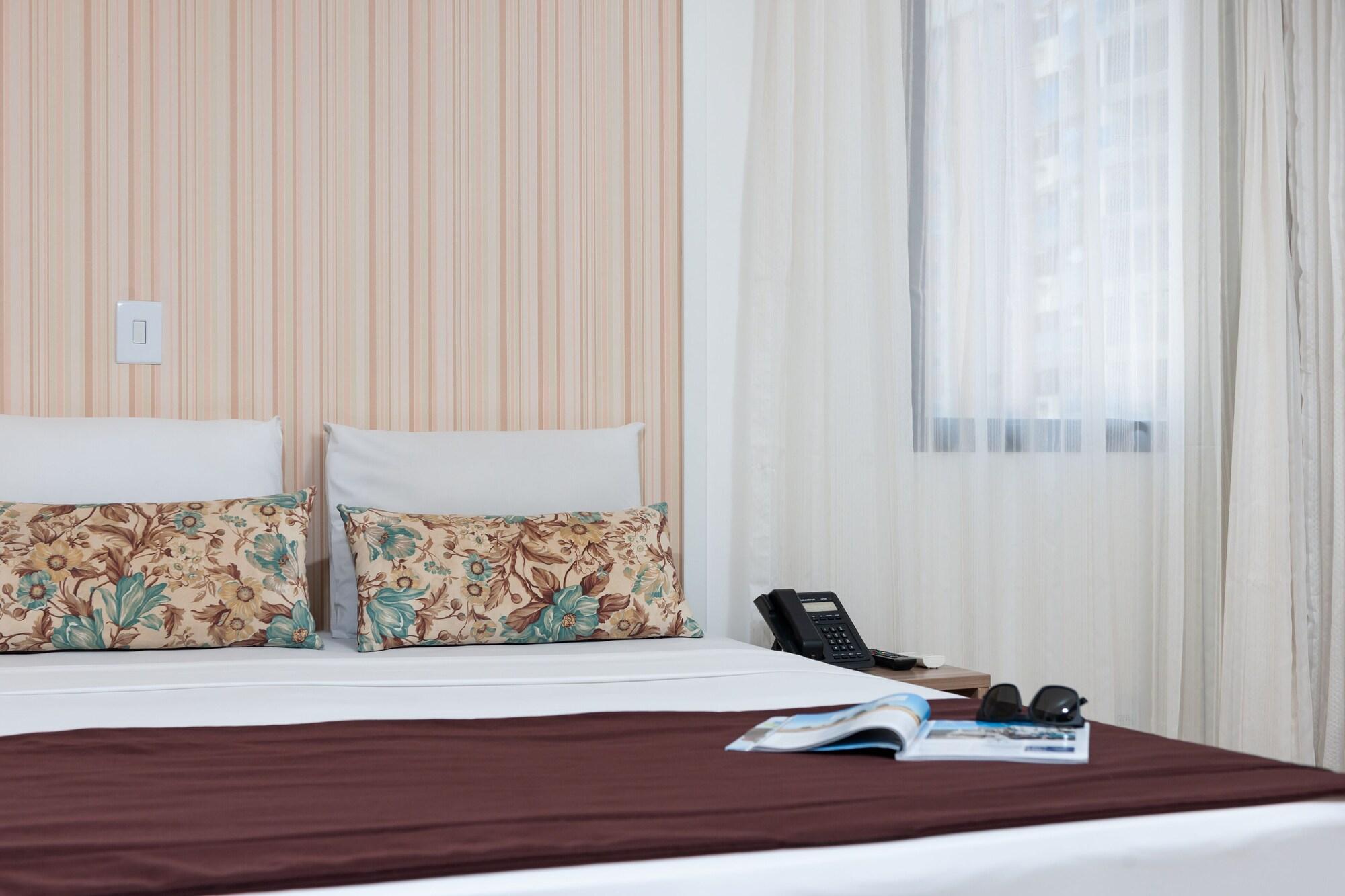 Hotel Slaviero Vitória Extérieur photo